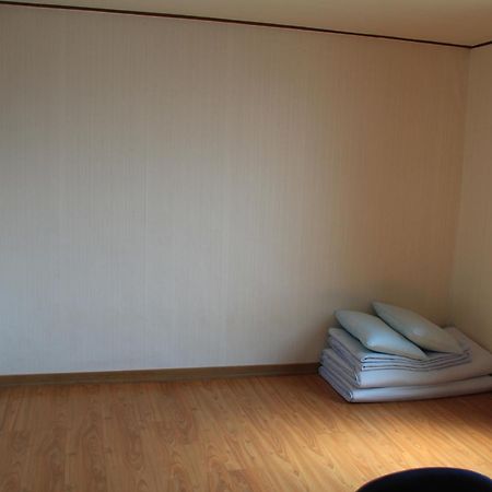 Hotel Minjoonggak à Seogwipo Chambre photo
