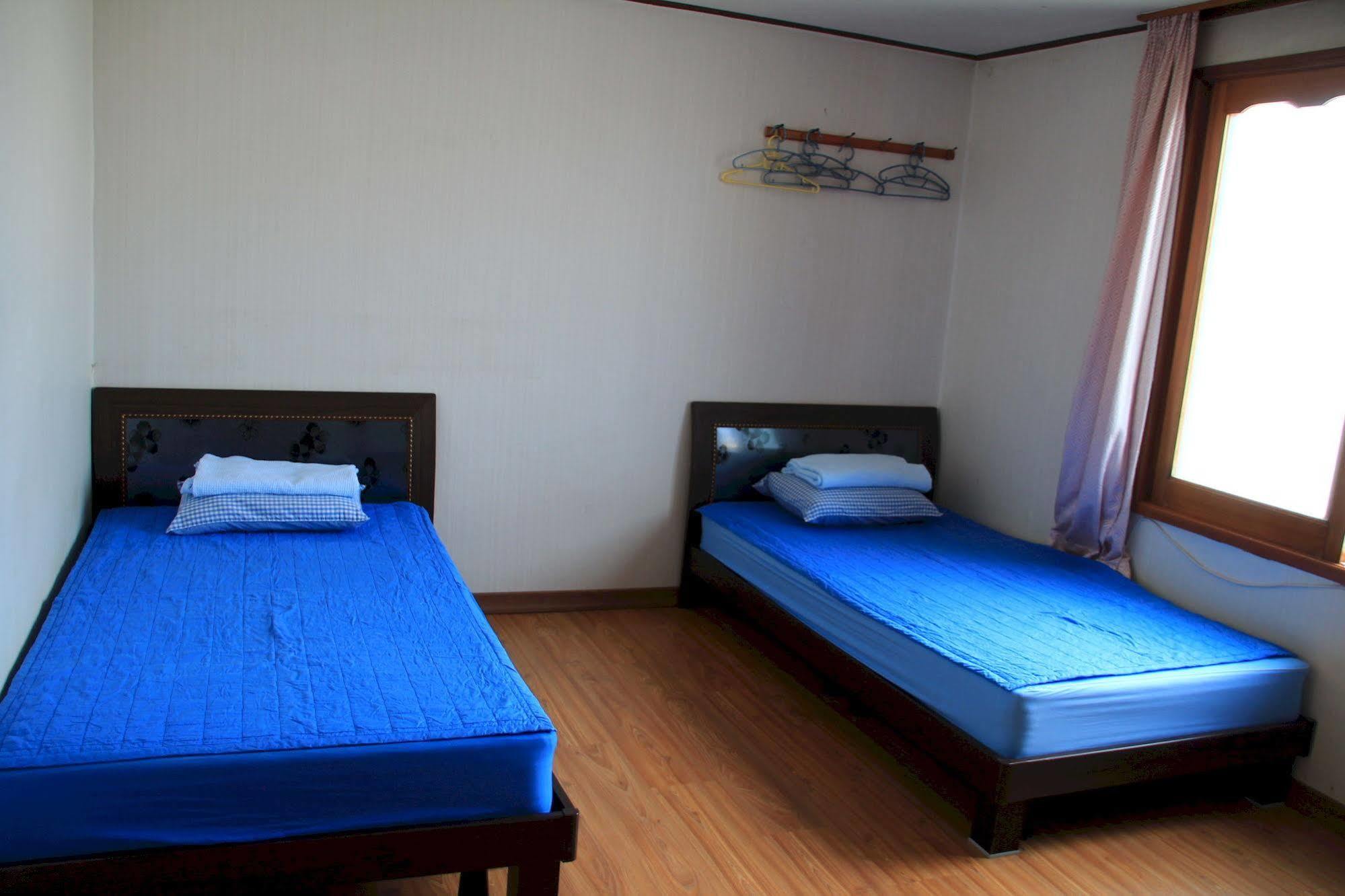 Hotel Minjoonggak à Seogwipo Extérieur photo